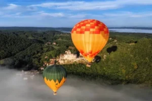 Vol en montgolfière en Dordogne pour un EVJF ou un EVG